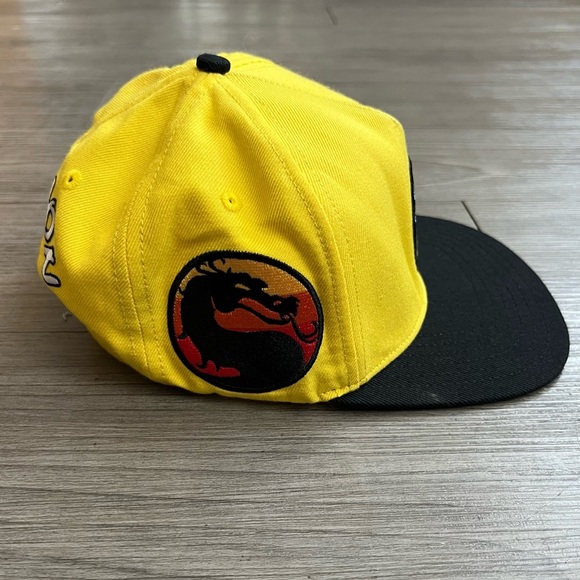 RARE Retro Blockhead Scorpion Hat Snap Back Mortal Kombat Collectible - Picture 3 of 5
